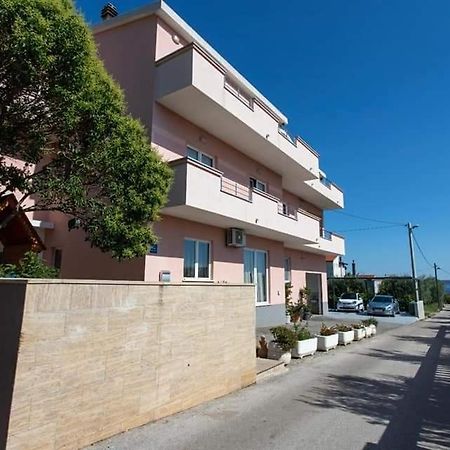 Villa Apartments Brecic 2 Kaštela Exterior foto